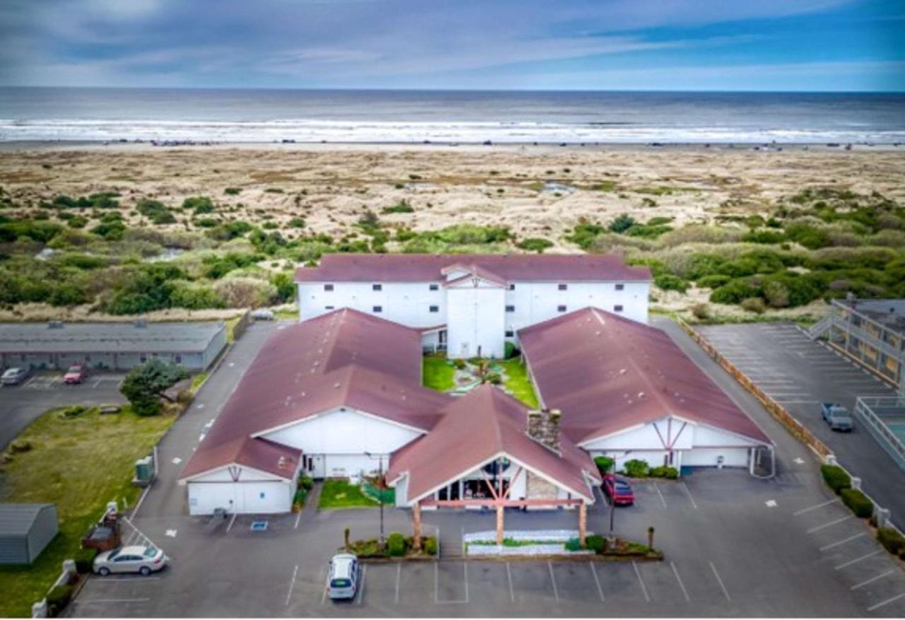 Coratel Inn And Suites By Jasper Ocean Shores Exterior photo